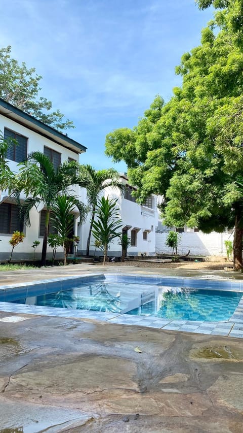 Property building, Pool view, Swimming pool