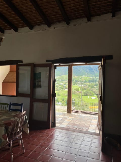 Patio, Natural landscape, View (from property/room), Balcony/Terrace, Dining area, Mountain view