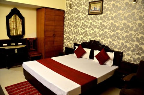 Hotel City Paradise Hotel in Chandigarh