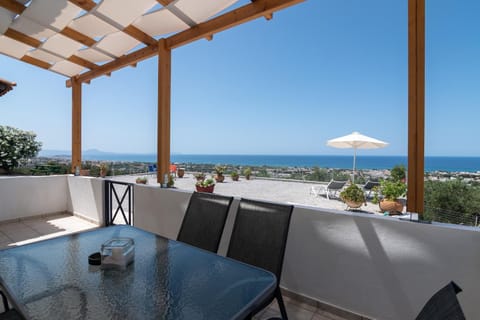 Patio, Balcony/Terrace, Dining area, Sea view