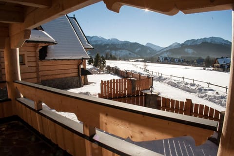 Winter, Balcony/Terrace, Mountain view