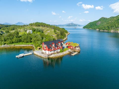 Property building, Day, Bird's eye view, Sea view