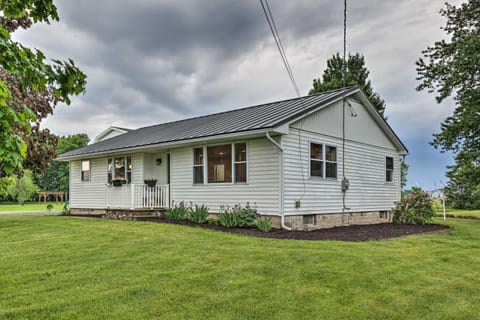 Seneca Falls Retreat - Near Cayuga Wine Trail Haus in Fayette