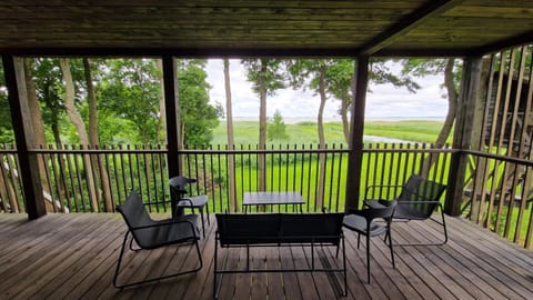 Natural landscape, View (from property/room), Balcony/Terrace, Garden view, Sea view