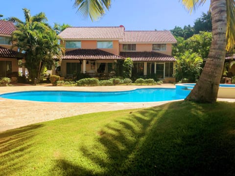 Property building, Garden view, Swimming pool