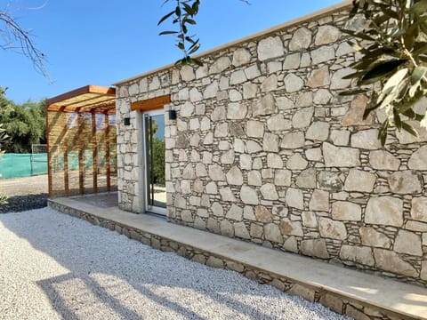 Ammos Luxury Suits and Residences Chalet in Peyia