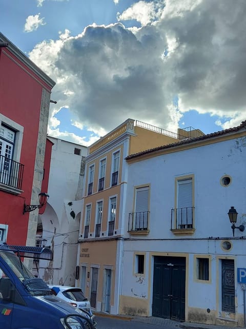 Property building, Street view