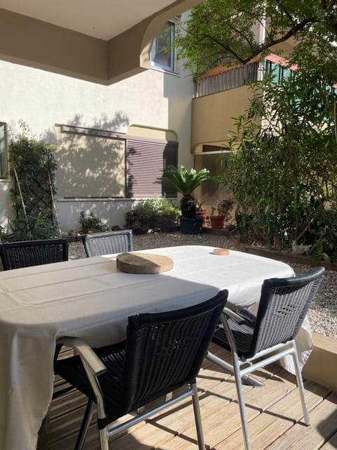 Studio Le Cap Taillât Apartment in Le Lavandou