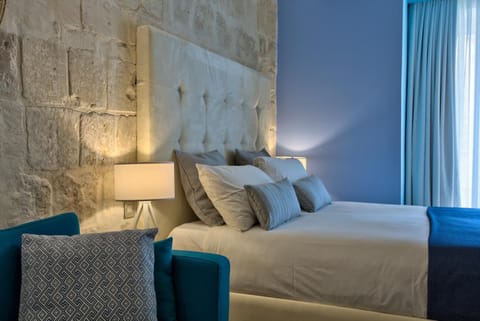 Barrakka Suites Condo in Valletta