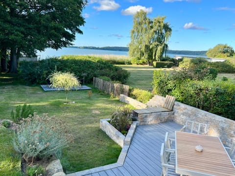 Garden, Balcony/Terrace, Garden view, Lake view