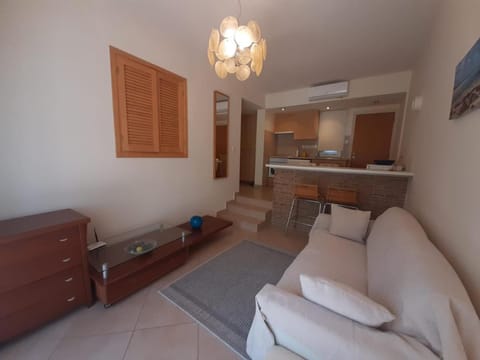 1bd in Palm Beach M1 with pool Apartment in Germasogeia