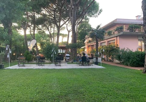 Garden, Garden view