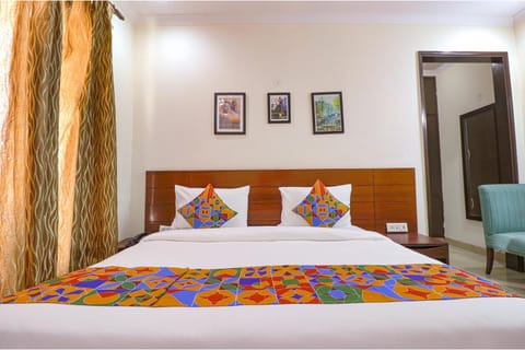 FabHotel Tipssy Inn 020 Hotel in Gurugram
