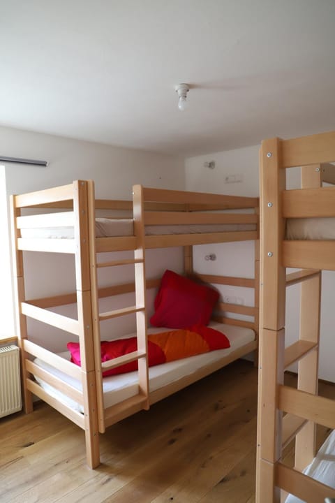 bunk bed