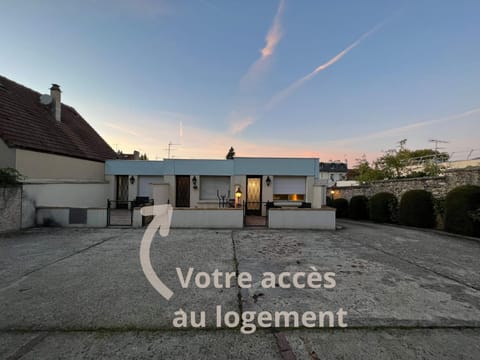 Property building, Patio