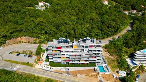 Property building, Day, Neighbourhood, Bird's eye view