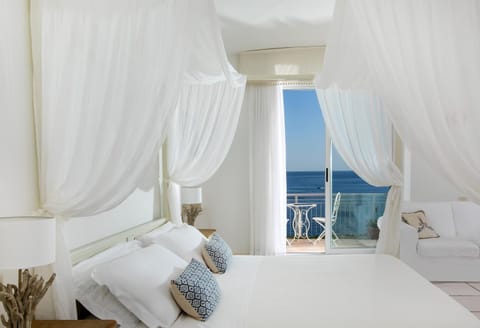 Bedroom, Sea view