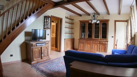 Casa di 2 piani ai piedi della Valtournenche CIR 0032 Eigentumswohnung in Châtillon