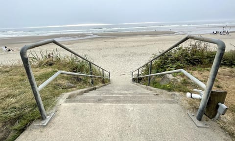 D Sands Rentals Apartment hotel in Lincoln City