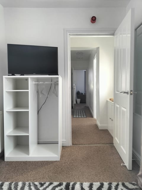 TV and multimedia, Bedroom