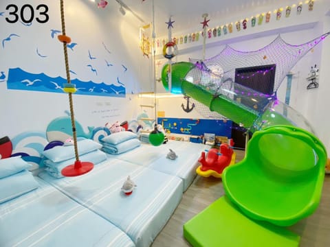 Bed, Photo of the whole room, Kids's club, Bedroom