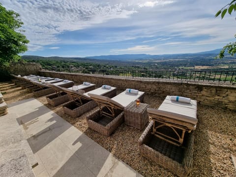 Maison au centre du village de Gordes avec vue incroyable House in Gordes