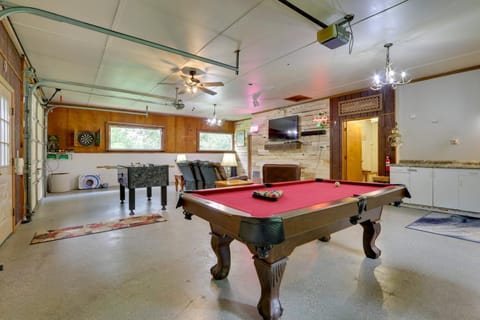 Quaint Zanesville Home with Game Room and Yard! Maison in Zanesville