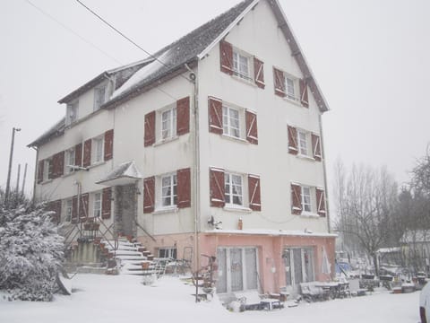 Facade/entrance, Facade/entrance, Day, Winter