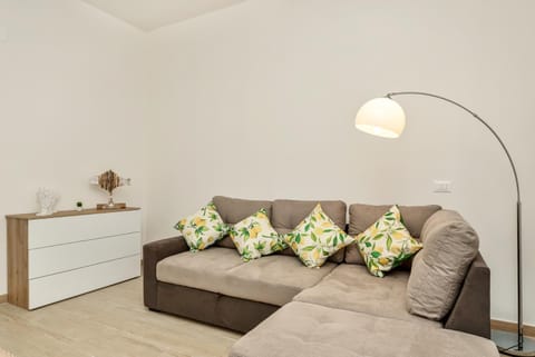 [LA SPEZIA] - New Home With Netflix & Free Parking Apartment in La Spezia