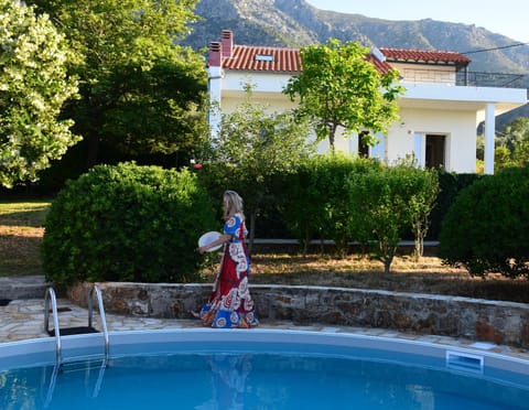 Property building, Garden view, Swimming pool