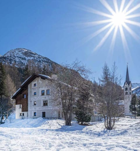 Property building, Winter