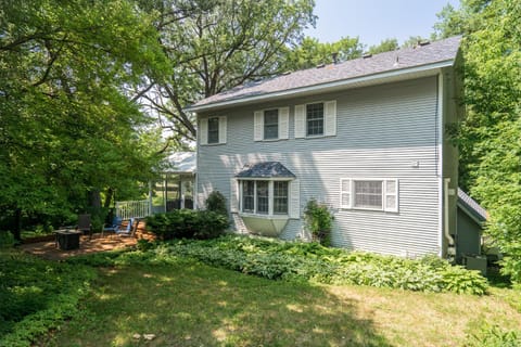 Hazeltine Hideaway Haus in Chaska