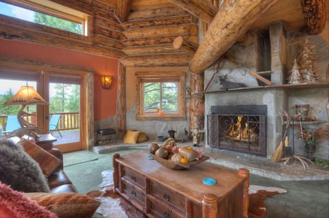 Elk Mountain Retreat House in La Plata County