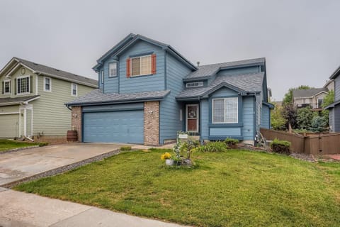 342 English Sparrow Dr House in Highlands Ranch