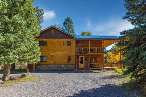 Riverside Haven House in South Fork