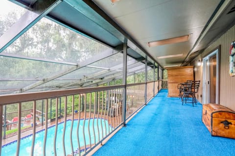 Hillsborough River Hideaway House in Temple Terrace