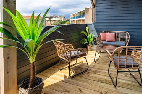 Balcony/Terrace, Living room