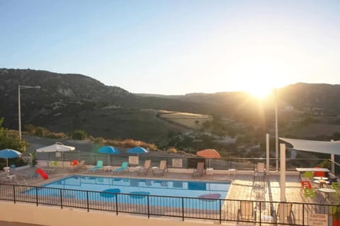 Panoramic Holidays - Standard 71 Apartment in Peyia