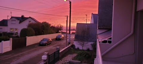 Balcony/Terrace, Street view, Sunset