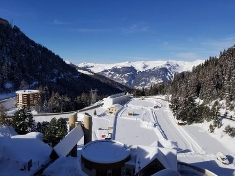 Appartement rénové, centre station, balcon, animaux admis - FR-1-181-2340 Apartment in Mâcot-la-Plagne