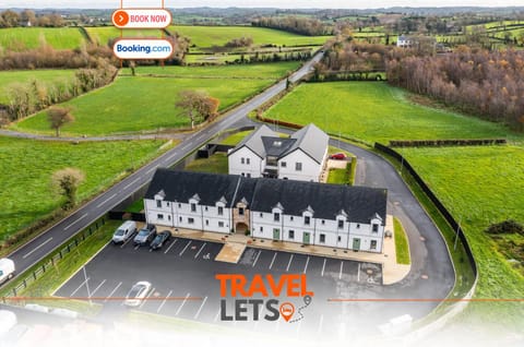 Property building, Day, Neighbourhood, Natural landscape, Bird's eye view, Text overlay, Street view, Parking
