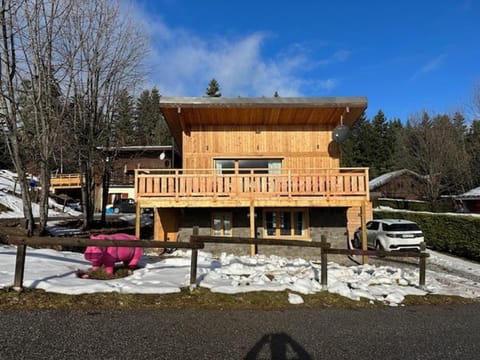 Chalet de 4 chambres avec jardin et wifi a La Lechere a 1 km des pistes Chalet in Les Avanchers-Valmorel