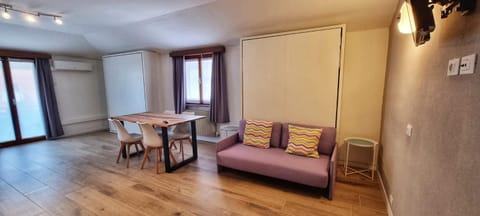 Casa Barcelli Sport & Family Apartments Apartment in Nago–Torbole