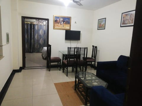 Lovely 1-Bedroom Apartment Condo in Lahore