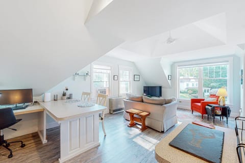 Historic Harrington House Apartment Condo in Boothbay Harbor