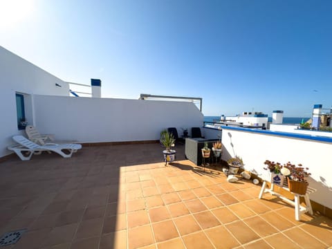 Penthouse by the beach Apartment in Río de Torrox