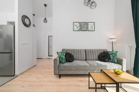 Exclusive Apartment Kajdasza Wroclaw by Renters Apartment in Wroclaw
