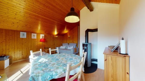 Beautiful apartment for 4 people with a splendid view of les Dents du Midi Appartement in Châtel