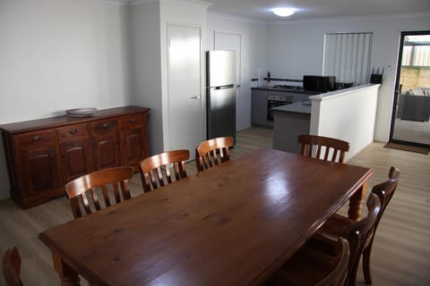 Byford Family Accommodation House in Byford