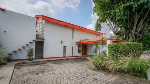 Casa Fujiyama Relax y Alberca bajo el sol Wohnung in Jiutepec
